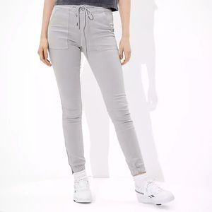 NWT American Eagle High Waisted Jegging Joggers